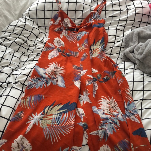 Forever 21 tropical jumpsuit - Picture 3 of 3